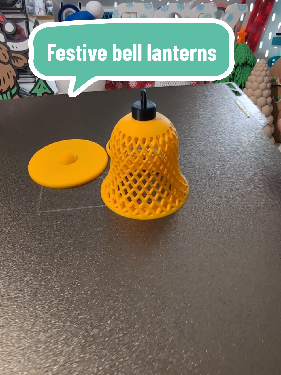 Making Christmas decorations on another level! #christmasdecor #3dprinted #christmas2025 #christmaslantern #christmaslights 