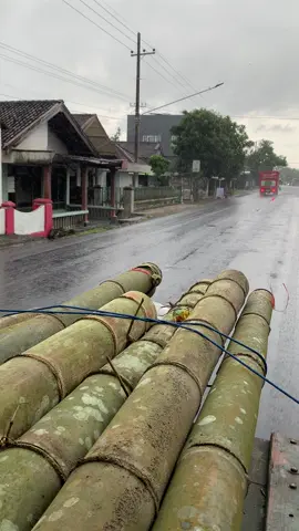 diterusne pora kii😁 #layangan #bambupetungsuper #kediri24jam #fyp #masukberanda 