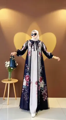 ✨Pesona elegan dalam nuansa gelap floral, tampil berkelas dan penuh percaya diri. 🌸🖤 #ModestFashion #ElegantStyle #floraldress 