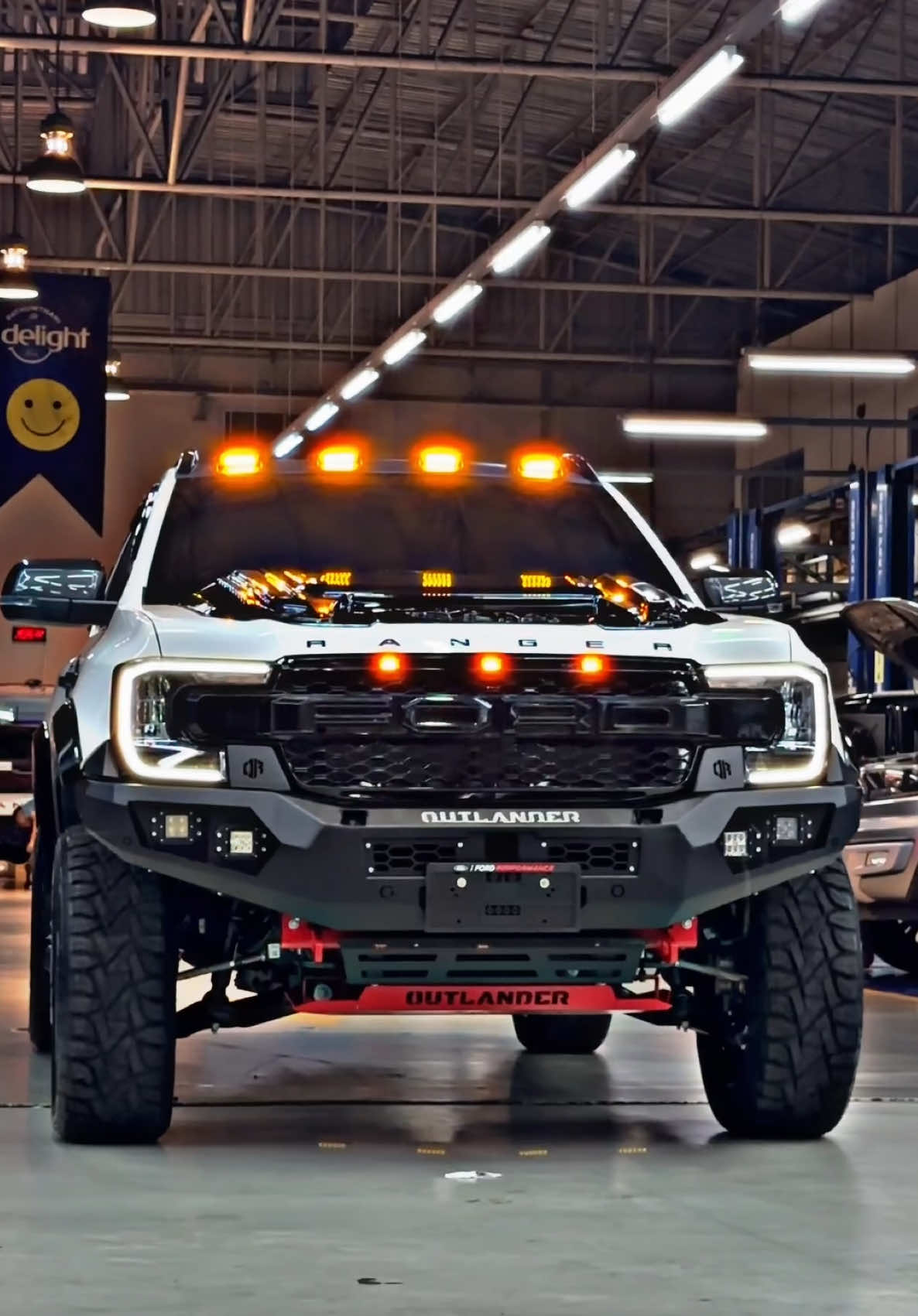 ⚪️ RANGER SPORT 4x2 6AT ⚪️ ชุดเหล็กรอบคันดำเงาๆ 🔸 ชอบมากๆคันนี้ 🔶 สอบถามรายละเอียดเพิ่ม 0645870266 (ทับทิม) เบอร์โทรแอดได้เลยค่ะ 🦩💙 ##ฟอร์ดประเทศไทย##ฟอร์ดทับทิมสยาม##เซลล์ผลไม้#ฟีดดดシ 