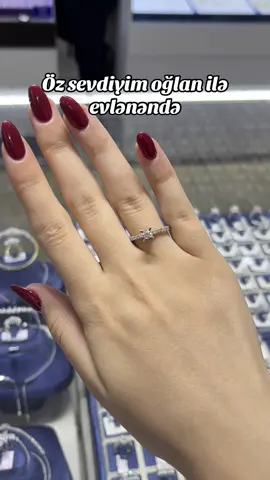 Seçiminizi düzgün edin qızlar😉 yoxsa üzüyüvüzü qaynana seçəcəy. 😂✨ #keşfet #global #viralvideo #diamond #fyp 