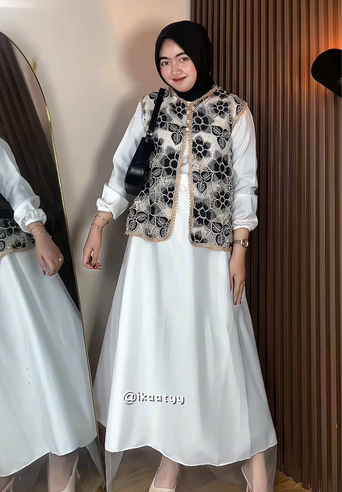 Pake set rok tutu + vest ini tuh… elegannya dapet, gemesnya juga dapet. Perfect buat momen Lebaran 🤭💗 #onesetrok #setelanroktutu #outfitlebaran2026 
