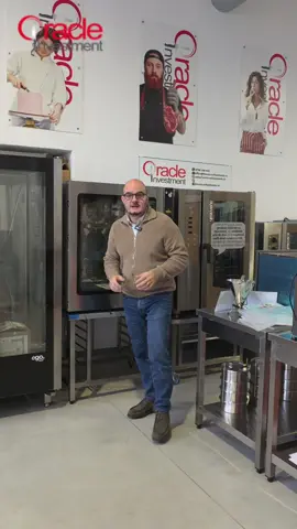 🧠 Știați că... Dacă în România se vorbește despre presa de carne X, este datorită promovării noastre? 🎯 Ani de muncă. 🎥 Zeci de clipuri. 📦 Demonstrații, livrări, service. Apoi apare „Tibi”. Care vinde mai ieftin. Dar fără: ❌ Suport ❌ Stoc ❌ Expertiză 🤝 Noi nu vindem doar un produs. Vindem consultanță, garanție, siguranță. 👉 Dacă vrei doar prețul cel mai mic… caută-l pe Tibi. 📲 Dacă vrei un partener real, ne găsești aici: horeca-echipamente.ro