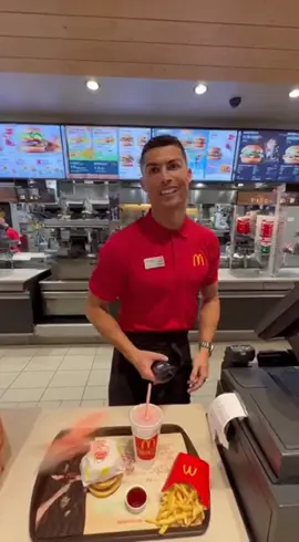 Ronaldo bei Mc‘s #mcdonald #ronaldo #siuuuu #deutschland 