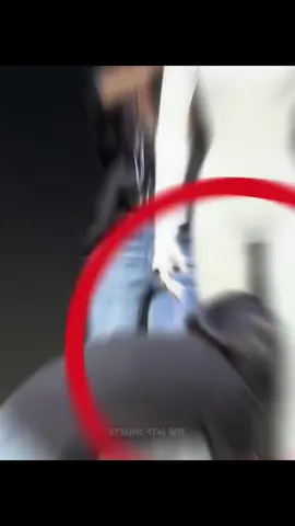 **XPeng Robot Leg-Cut Demo Goes Viral**