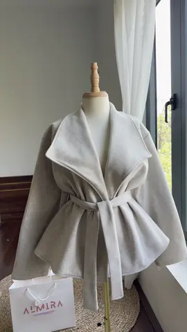 bình thường các bà mua áo khoác dạ đầu một nó như thế nào ##almira##aokhoac##aokhoacmuadong##aokhoacda