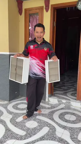 Rak dinding promo beli satu gratis satu #rakdinding #rakgantung #rakserbaguna #rakkosmetik #p3k 