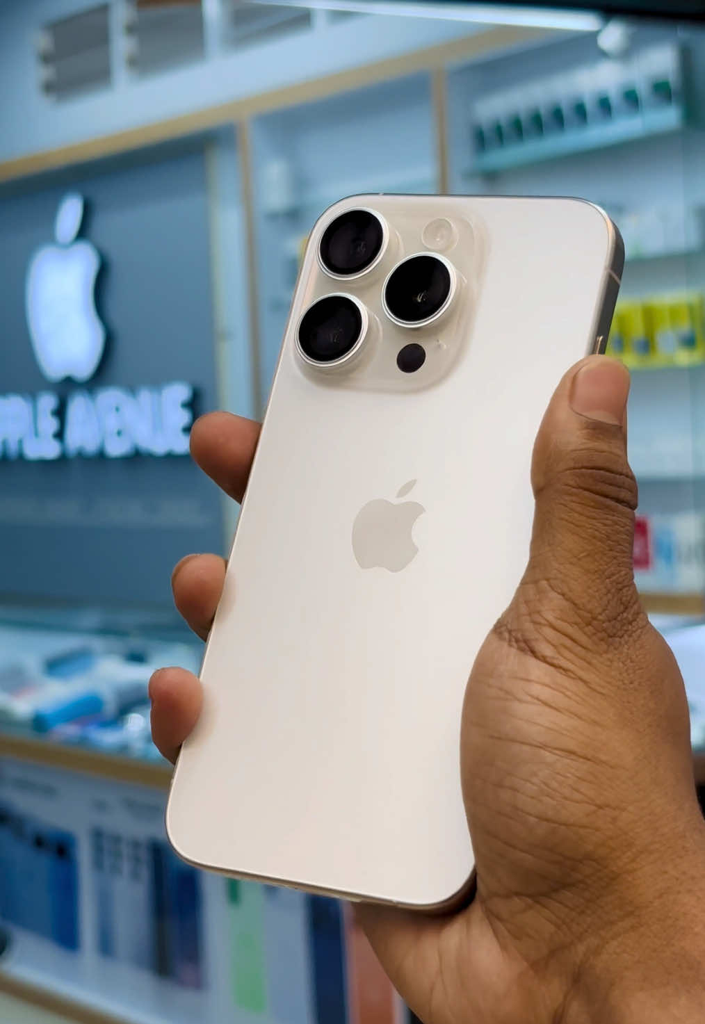 iPhone 15 pro 💥 128GB💥 With box🔥 #jamuna_future_park #appleavenue #foryou #fridayoffer🎉