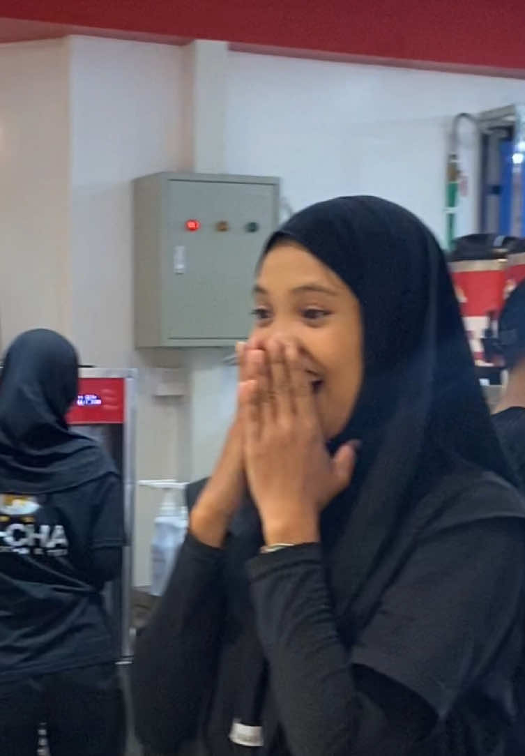 Mbak kaget rek 😹 @Aicha.Indonesia  #promomakan1111 #aicha #miku #vocaloid 