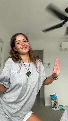 my new favourite dance 🕺🏽👅