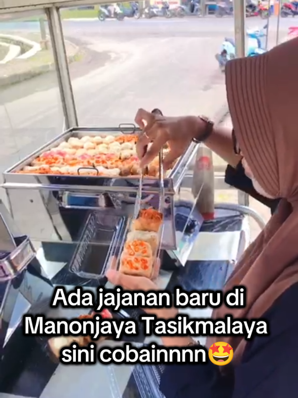 dialun2 Manonjaya depan mesjid agung #jajananviral #jajanantasikmalaya #manonjaya #tasikmalaya #kulinertasikmalaya #fypage #tahubakso #bakso 