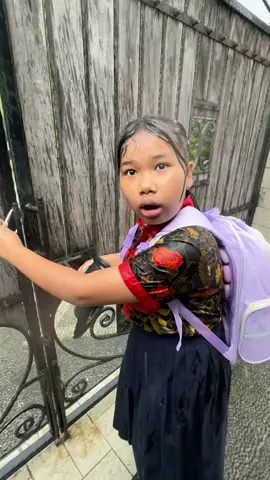 TAKUT BANGET DIA DEMAM