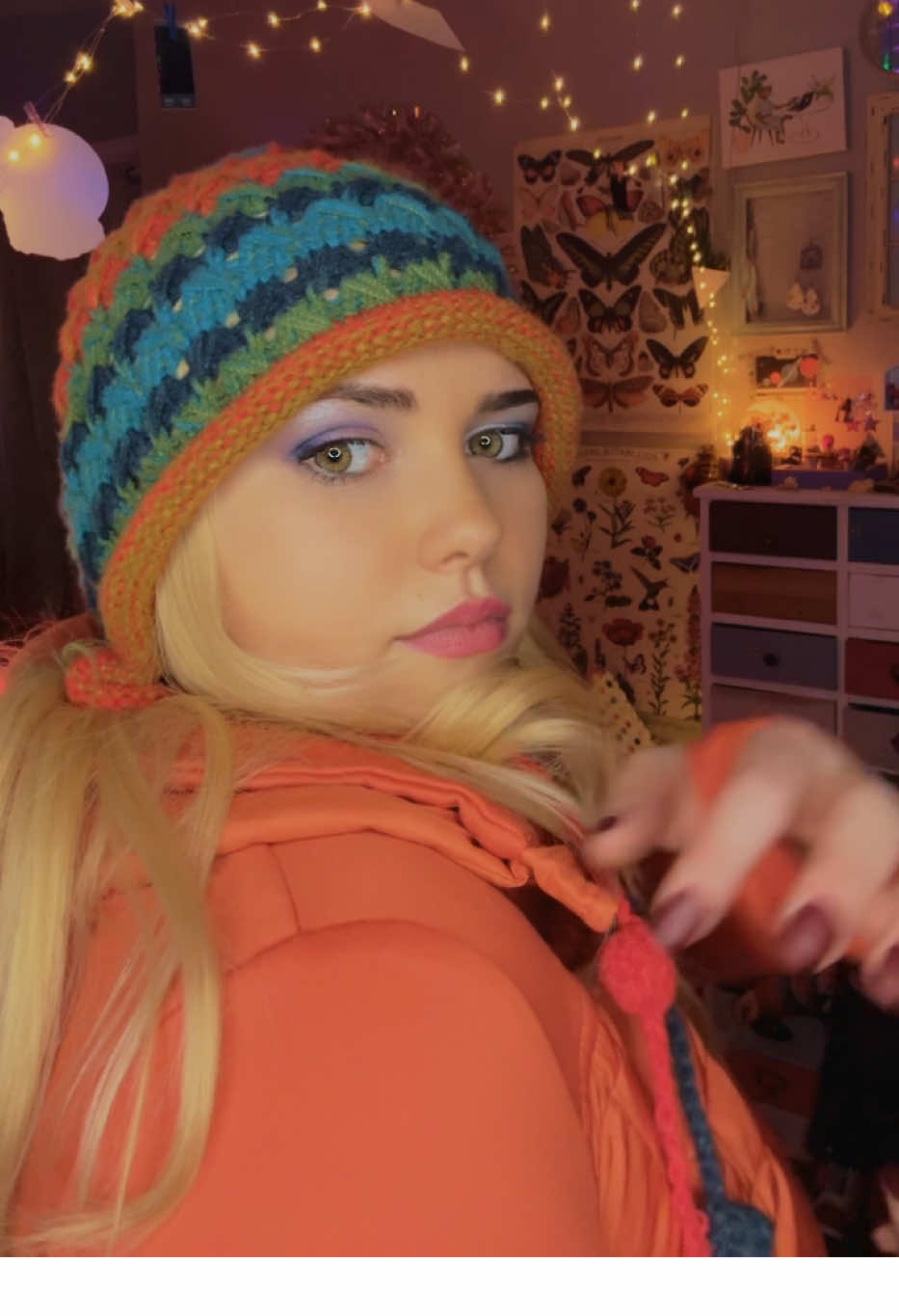 Zippy scratchy puffer jacket sounds 🫢🫢🫢  #primasmr #asmr #fyp #pufferjacket #zipper 