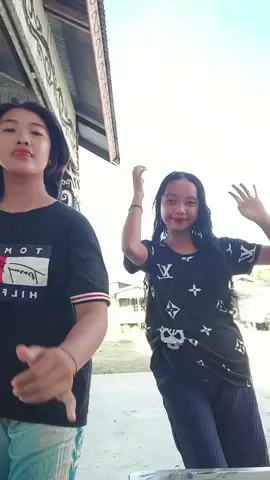 @sitihajaria08 dance bareng