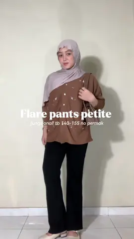 Jadi hemat budget punya flare pants fungsional gini👍🏻 #flarepants #flaredpantsoutfit #celanakekinian #cutbrayscuba #cutbraypants  