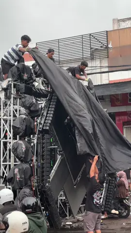 LKI persiapan cek sound 👌🏻 #lkiproduction #pesonagondanglegi #fyp #promomakan1111 #karnavalmalang 