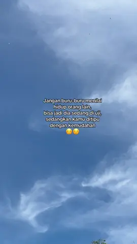 Menilai boleh tp jgn menghakimi😌🙏