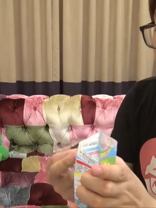 100均のスライム風船全力で膨らませてみた！01