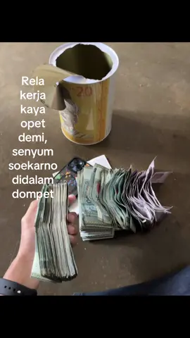 senyum batu🗿😋 #tkimalaysia🇲🇾🇮🇩 #malaysia #fyp #foryoupage #masukberanda #xyzbca #4u 