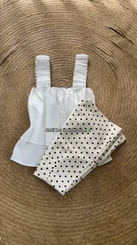 skirt reco for christmas szn🎄#miniskirt #polkadotskirt #skirt 