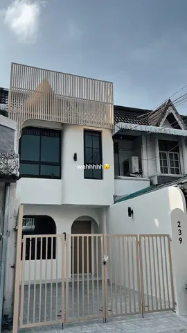 บ้านย่านลาดพร้าว 101 ใกล้ mrt สายสีเหลือง 🚈💛 #ลาดพร้าว #ทาวน์โฮม #รีโนเวทบ้าน #ใกล้รถไฟฟ้า #บ้านมินิมอล 