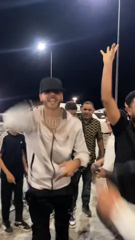 أنا حبيتك وجرحتيني شايشه لولاد😂@قيس الليبي 🇱🇾✌️ 