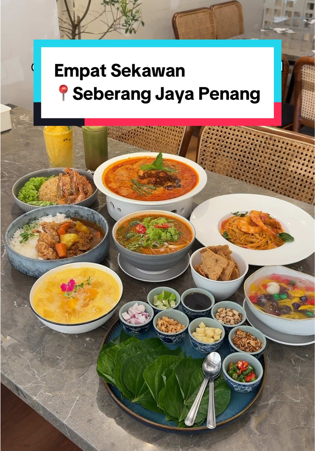 Empat Sekawan Seberang Jaya dah dapat HALAL yaaa , boleh pergi tanpa ragu2 ! btw Central Kitchen pun mmg dah ada halal jakim tau 📍Empat Sekawan  ( Seberang Jaya Branch ) Empat Sekawan Seberang Jaya  📍Jalan Todak Sunway Perdana Perai Pulau Pinang Buka Setiap Hari 11am - 10pm #penangfoodie #penangcafe #portmakan #seberangjaya #seberangperai