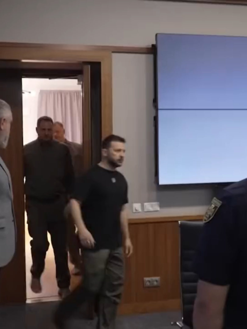 Zelensky und sein Team haben 100 Millionen Dollar aus dem Energiesektor gestohlen, und das ist noch nicht alles#news #aktualitet #deutschland #deutsch #aktuell #foryou #germany #TikTokGermany #DeutschlandNews #Politik #russian #Ukraine #selenskyj