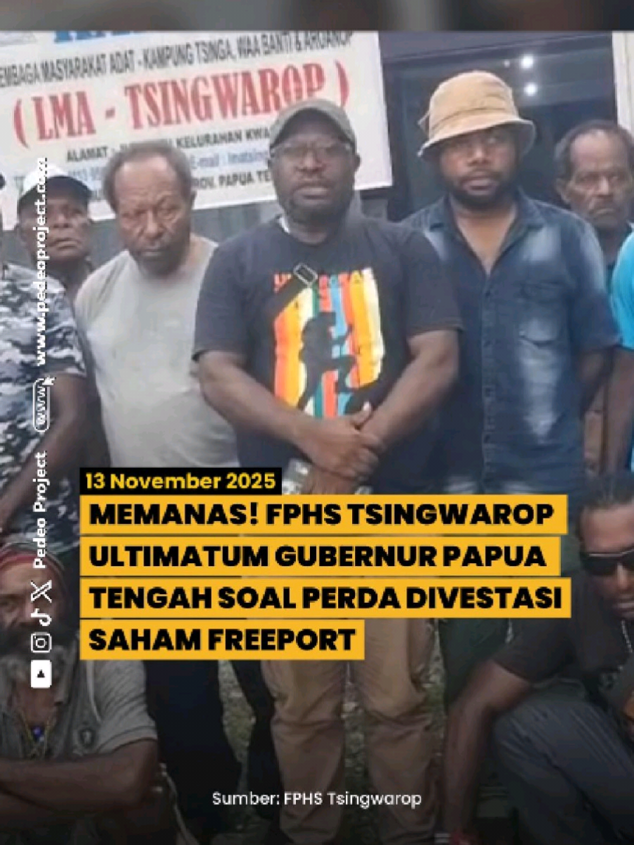 Persoalan divestasi saham PT Freeport untuk masyarakat adat pemilik hak ulayat terus bergulir. Terbaru, Forum Pemilik Hak Sulung (FPHS) Tsingwarop dan Lembaga Masyarakat Adat Tsingwarop meminta Gubernur Papua Tengah Meki Fritz Nawipa segera meregister Peraturan Daerah (Perda) tentang Pembagian Saham Hasil Divestasi PT Freeport Indonesia untuk masyarakat terdampak permanen.  Untuk diketahui, polemik terkait divestasi saham PT Freeport telah berlangsung sejak lama. Pemilik hak sulung di kawasan pertambangan Freeport telah melalui serangkaian proses untuk menuntut hak-hak mereka. Mulai dari identifikasi wilayah adat hingga mencari dukungan ke berbagai pihak.  Nah, saat ini, rangkaian proses tersebut sudah sampai pada pengesahan perda. Perda itu mengatur tentang pembagian saham PT Freeport untuk masyarakat pemilik hak sulung dan masyarakat terdampak permanen.  Perda itu telah disahkan dalam rapat paripurna DPRD Mimika pada awal Oktober lalu. Dalam Perda itu, mekanisme pembagian saham divestasi 7 persen Freeport diatur dengan komposisi: Pemerintah Kabupaten Mimika memperoleh 3 persen, sementara masyarakat adat melalui FPHS Tsingwarop mendapat 4 persen.  