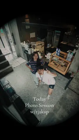 gas mampir ke tjakap, foto bareng!  #photoshoot #placetogomalang #fyppppppppppppppppppppppp #malang #tjakap 