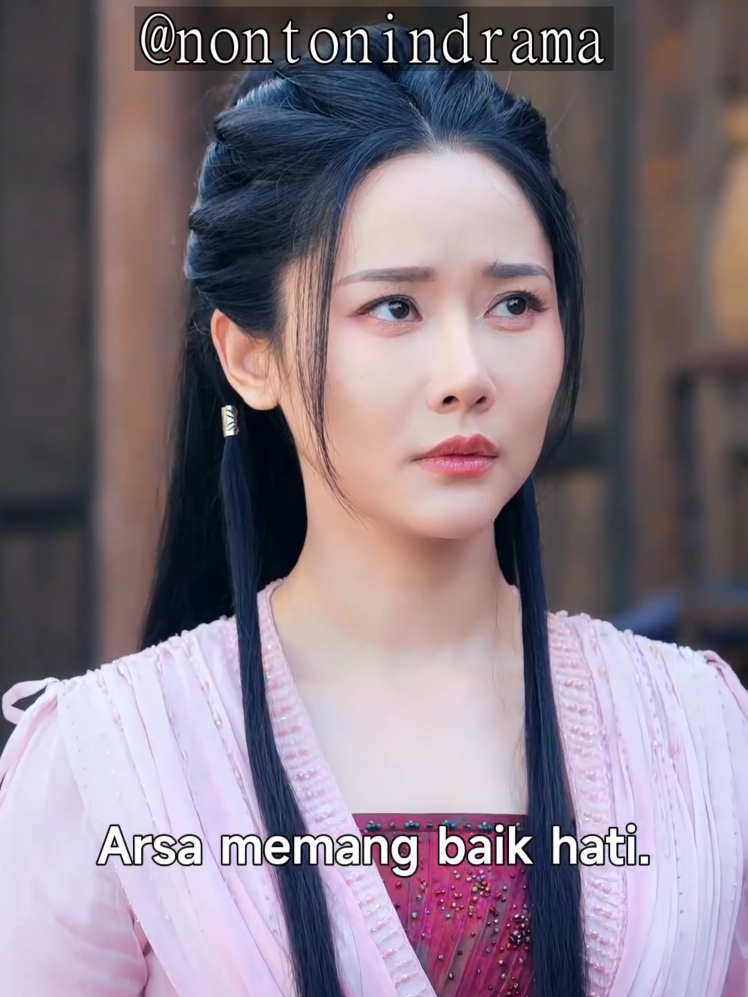 Istriku Tiga, Takdirku Gila | Part 6 | Sub Indo | Full | Dramabox viral 🎬: Istriku Tiga, Takdirku Gila 🍿 Sinopsis: ‘Di hari yang sama, rahasia pernikahan berlapis terbongkar. Tiga “istri”, satu lelaki, dan takdir yang makin gila. Antara cinta, kebohongan, dan harga diri—siapa yang tersakiti duluan?’ ➡️ Tonton lengkapnya di bio. Jangan ketinggalan tiap episodenya! #IstrikuTigaTakdirkuGila #Dramabox #DramaChina #CDrama #Part6 #SubIndo #FullEpisode #Series #Viral #PlotTwist #Romance #FamilyDrama #linkdibio