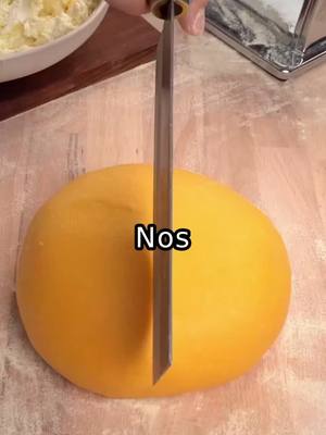 Ugh... Es demasiado grande... No lo soporto...