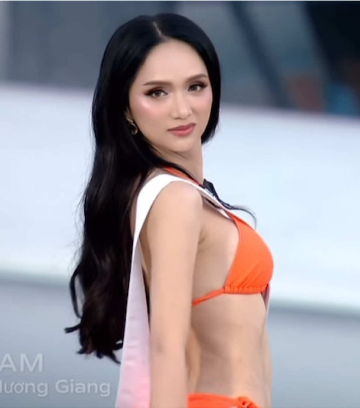 Nguyễn Hương Giang - VIETNAM 🇻🇳 Phần trình diễn Swimsuit 👙  #The74thMissUniverse #MissUniverse #HuongGiang #MissUniverseVietnam #MUVN2025 