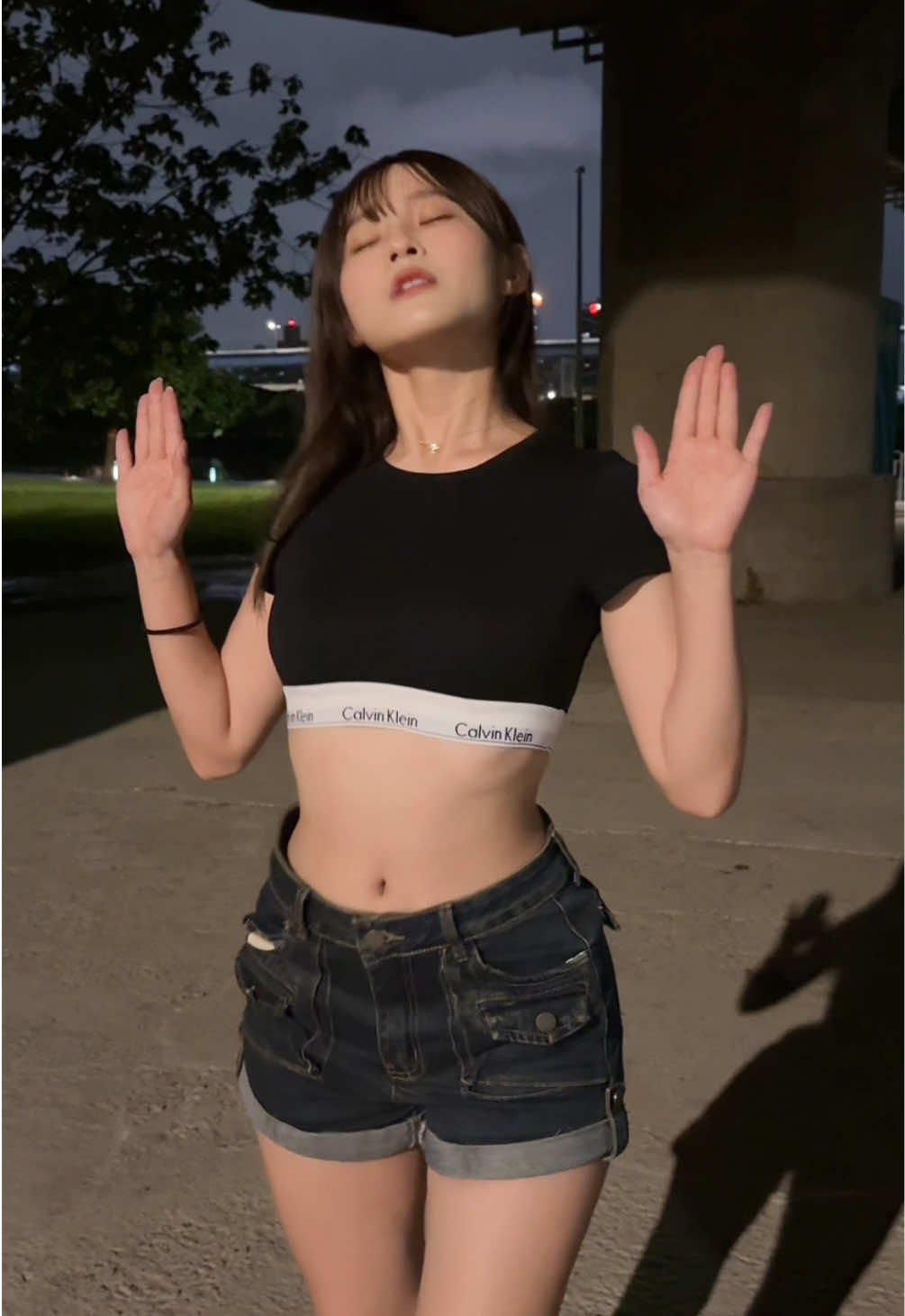 沒有CHANEL  有CK 都是jennie代言的✌🏻 #ck #jennie 