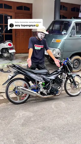 Membalas @ownerfurazorz bayangin ngabuburit pake topeng ini😭 #fumitasi #fyp #mitasistyle #satriaf150 