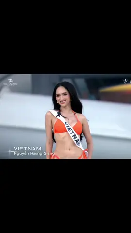 Queen của chúng ta đây rồi #missuniversethailand #missuniverse #missuniversevietnam #grandtv #Huonggiang 