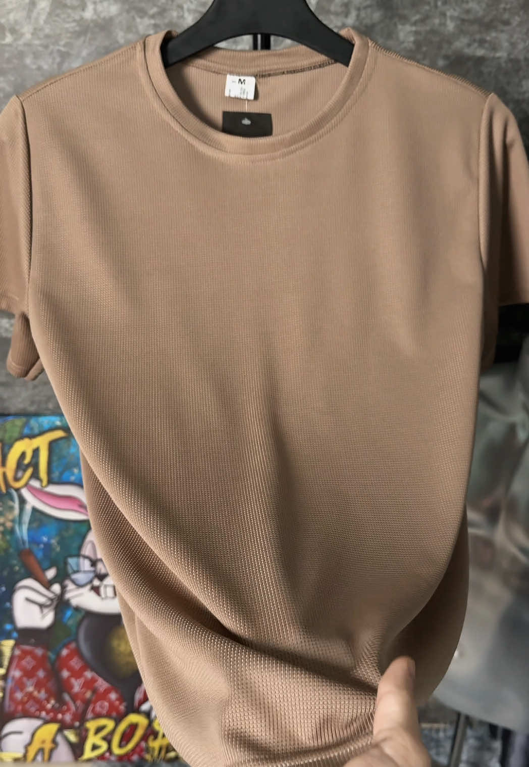 Áo thun ngắn tay trơn cổ tròn, chất tổ ong mềm mịn co giãn tốt #aothun #aonam #aonamdep #quanaohottrend #xuhuong 