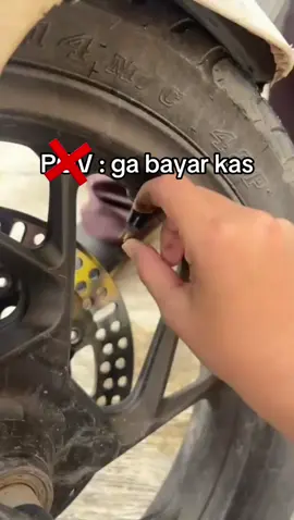 bayar kas teman teman!!