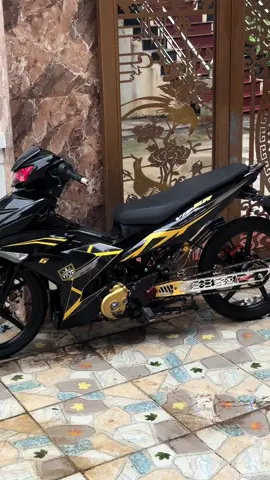 Cuối tuần rồi lên lịch đi tour thôi ae #xuhuong #xedovietnam #72open #excited #y15zrmalaysia 