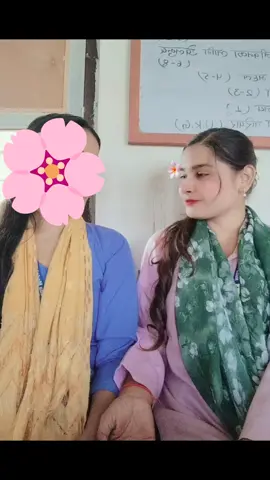 Haatheli_pe_likhnese_naam_taqudir_ban_jti_hai💗#fypシ゚viral #friendgoal #friendship #vibes #kaplivastu_tiktok_user_ 