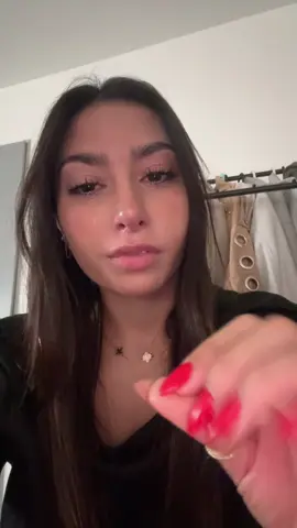 ואז הבבונים האלה אומרים לי שאני סנובית, אין לתאר.