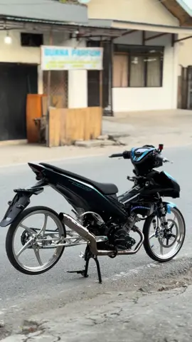 💙❤️‍🔥#lewatberandafyp #fyppppppppppppppppppppppp #mxindonesia🇮🇩 #mx #y15zr   