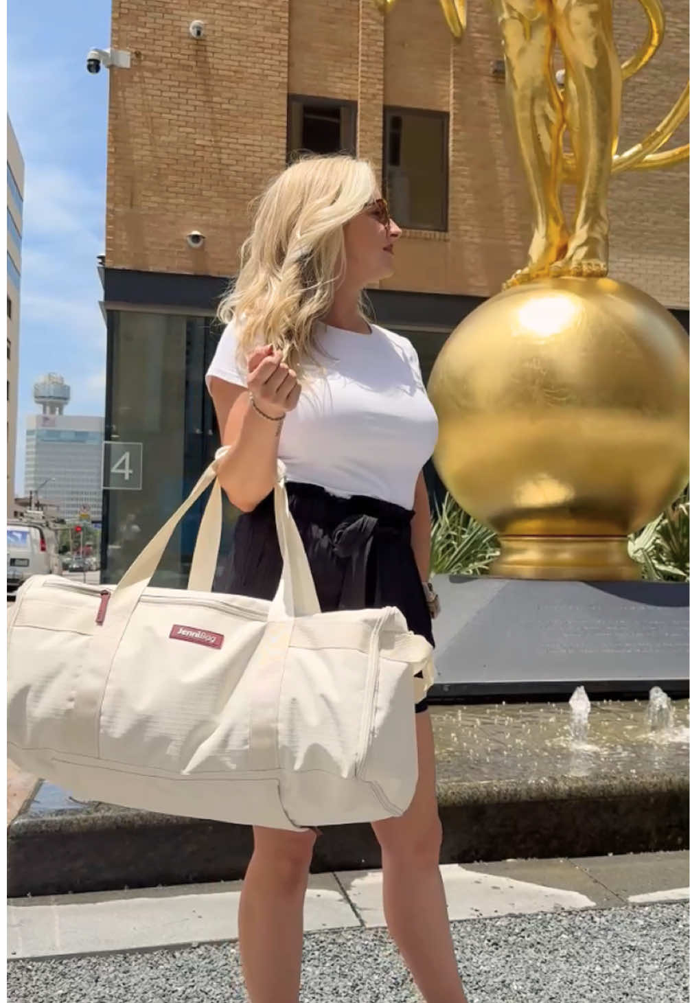 Click the LINK in my BIO to get 50% OFF (@myjennibag) 👈😉 If you tired of squeezing your clothes into your travel bag or dealing with wrinkled clothes on arrival, STOP SCROLLING FIRST ✋  Why you should choose JenniBag for your travel carry-on😌  ✅ No more wrinkles, just ready-to-wear outfits.  ✅ Pack for 10 days, plus a full dress EASILY in minutes  ✅ Saving you up to $45 on luggage space  Wait, does this bag meet the TSA regulation on my airport to bring this bag on plane?  NO WORRIES! JenniBag is TSA-compliant, making it perfect for plane travel ✈️ 😎 So what are you waiting for? 🥹  🔗 Click the LINK in our BIO (@myjennibag) 👈🏻 for a 50% OFF your JenniBag now! Don’t forget to SAVE this video so you can refer back to it when you’re ready to buy it 🌟 ____________________________________ #duffle #dufflebag #handbag #handbags #travelbags      