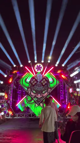 Tampilan depan LKI setelah menyala🤩🔥 @LKI PRODUCTION @STAR_LIGHTING💫 ##lkiproduction #pesonagondanglegi #fyp #fypviralシ #malang24jam 