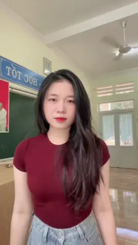Hơi mờ…#xuhuongtiktok #viral #giaovientieuhoc 