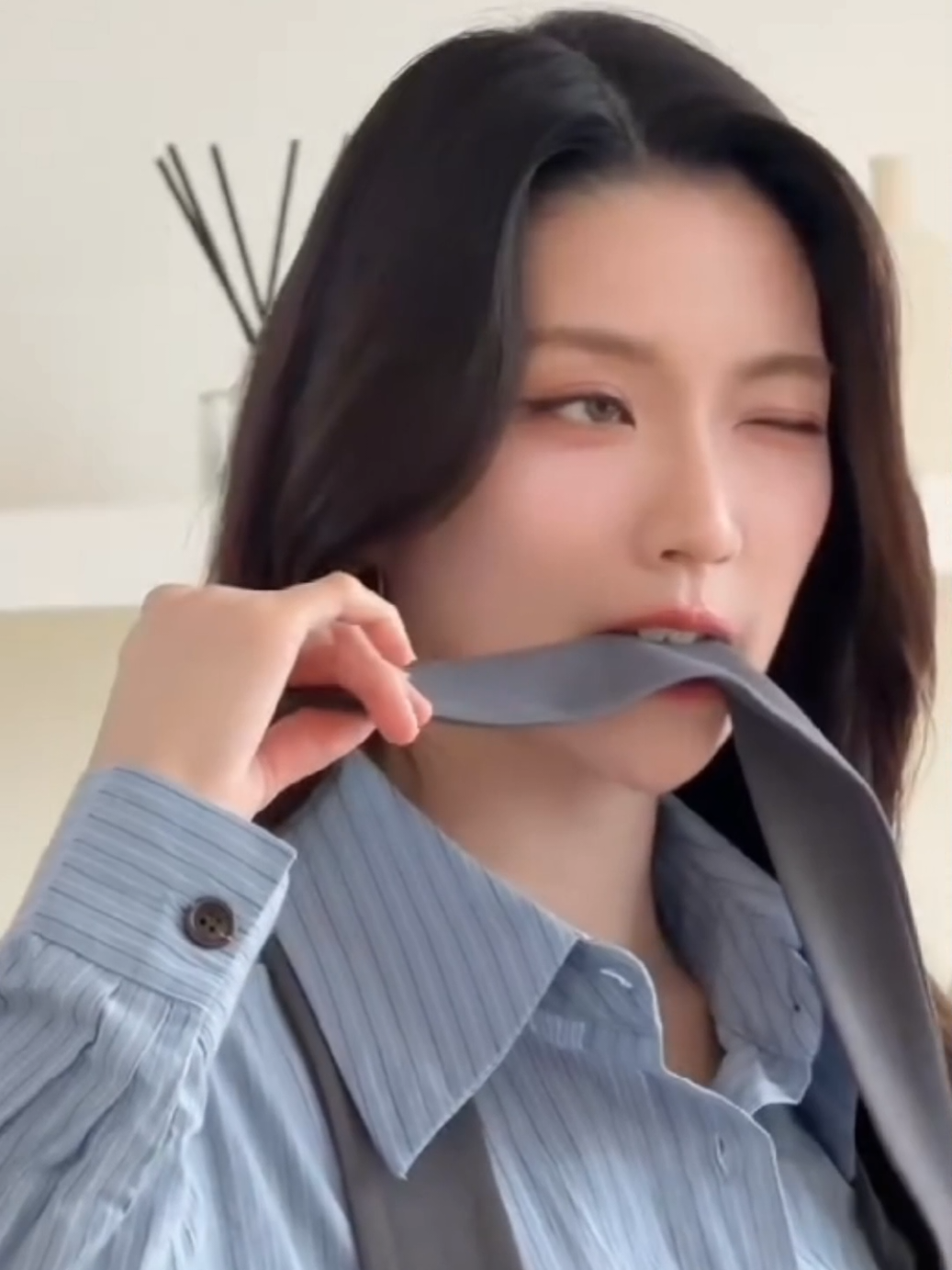 busett ganteng bangett🫠 #poisonouslovetheseries #aangelinaass #ginnynatnicha #GinJ #thailand🇹🇭 