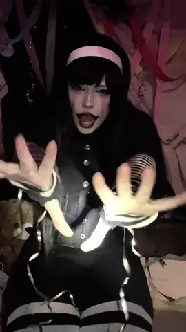 I cbb to edit this #cosplay #puppetfnaf #marionette #fnaf #fyp 