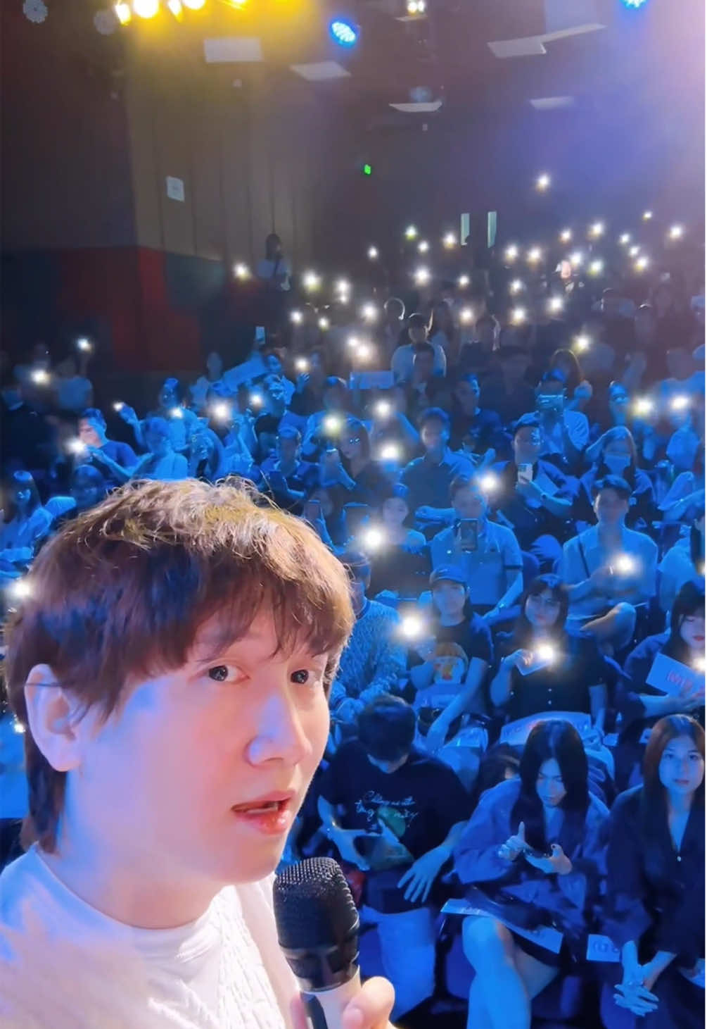 Nhớ các bạn rất nhìu ❤️ #MrSiro #Sirocon #FanconcertMrSiro #NhacMrSiro #tulaunuocmat 