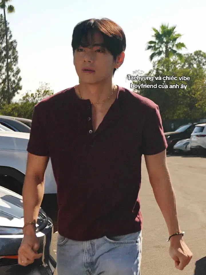 my boyfriend 😭#taehyung #taehyung #taehyung #tiktokviral #fyp 