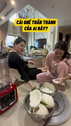 Mua ngay đi vì đang có mã khuyến mại khủng lắm ý... Ai bầu bí, hay đau lưng, trẻ con ngồi học ko đúng tư thế, dân Vp ngồi nhiều là phải ngồi cái ghế này nha các bà' #bautroitichcuc #babaureview #ghecongthaihoc 